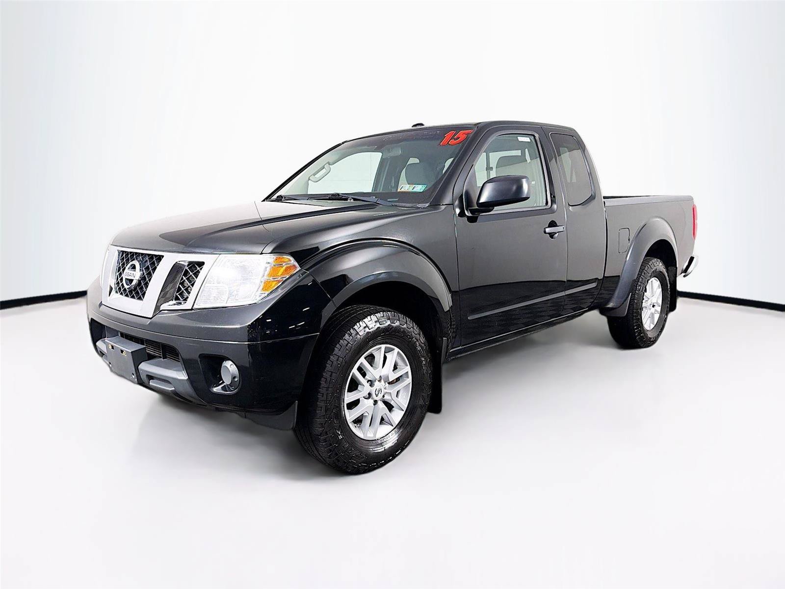 Used 2015 Nissan Frontier SV AWD/4WD image 7