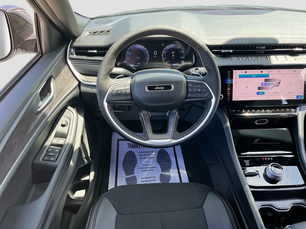 New 2026 Jeep Grand Cherokee L 4WD image 22