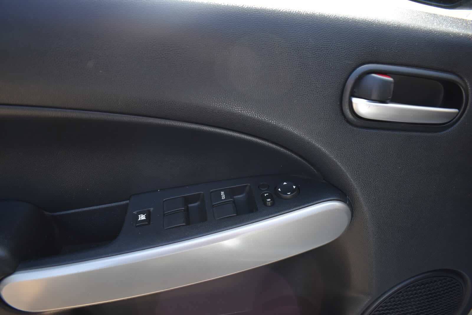 Used 2013 MAZDA MAZDA2 Sport FWD image 68