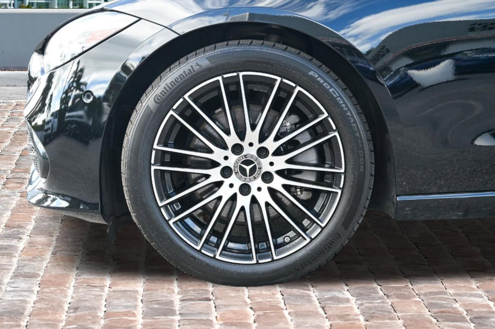 Used 2022 Mercedes-Benz C 300 Sedan w/ Exclusive Trim Package image 31