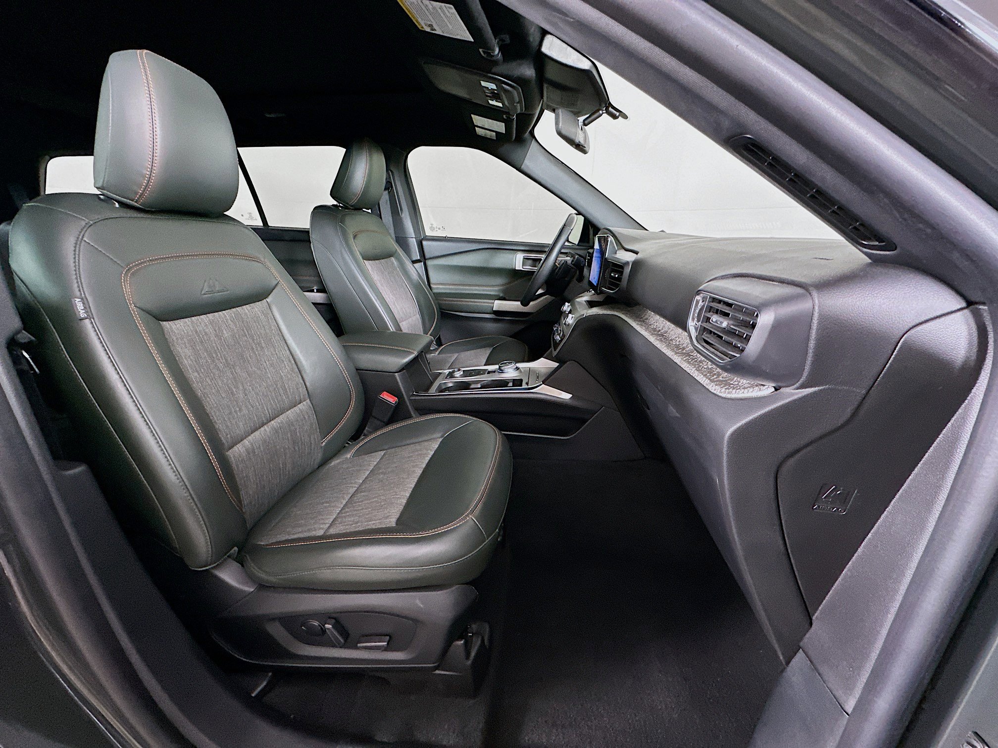 Used 2022 Ford Explorer Timberline image 34