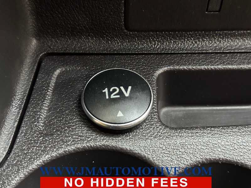 Used 2015 Ford Transit 250 148 Low Roof RWD image 24