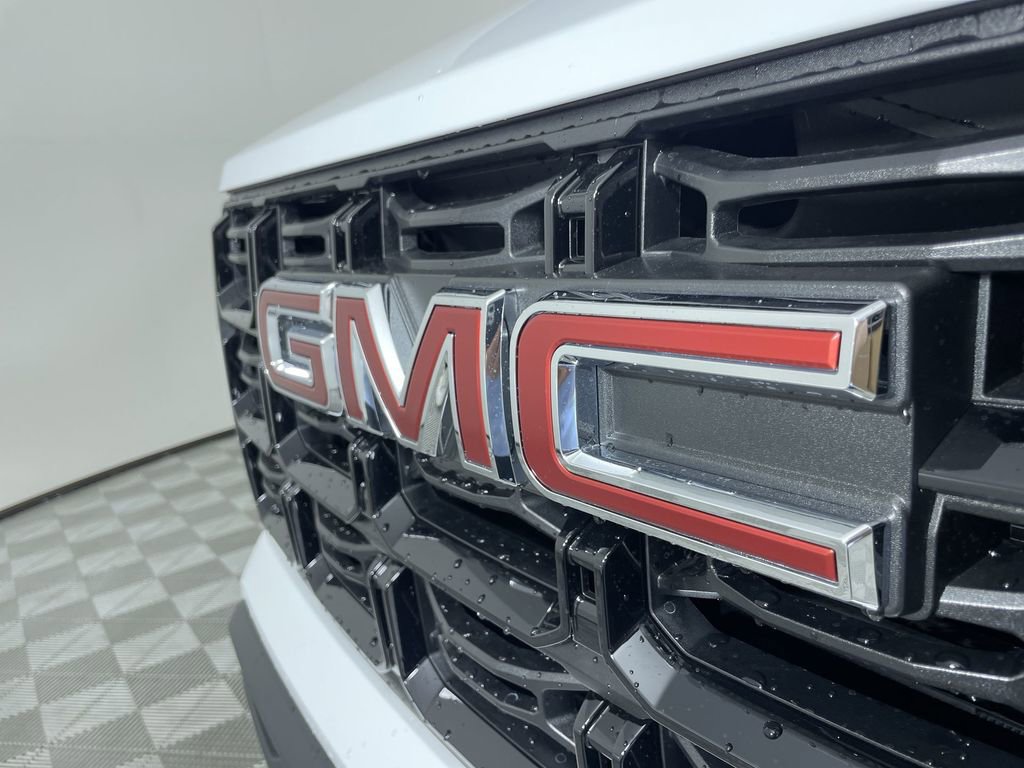 Used 2025 GMC Canyon Elevation image 31