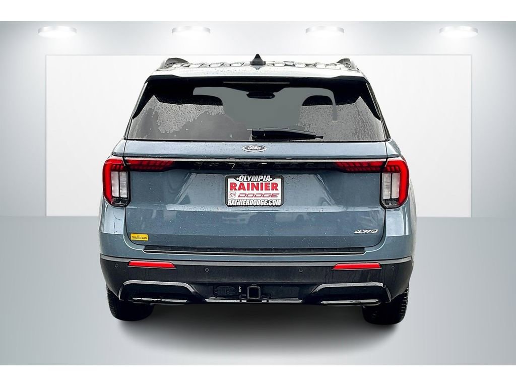 Used 2025 Ford Explorer ST-Line image 4