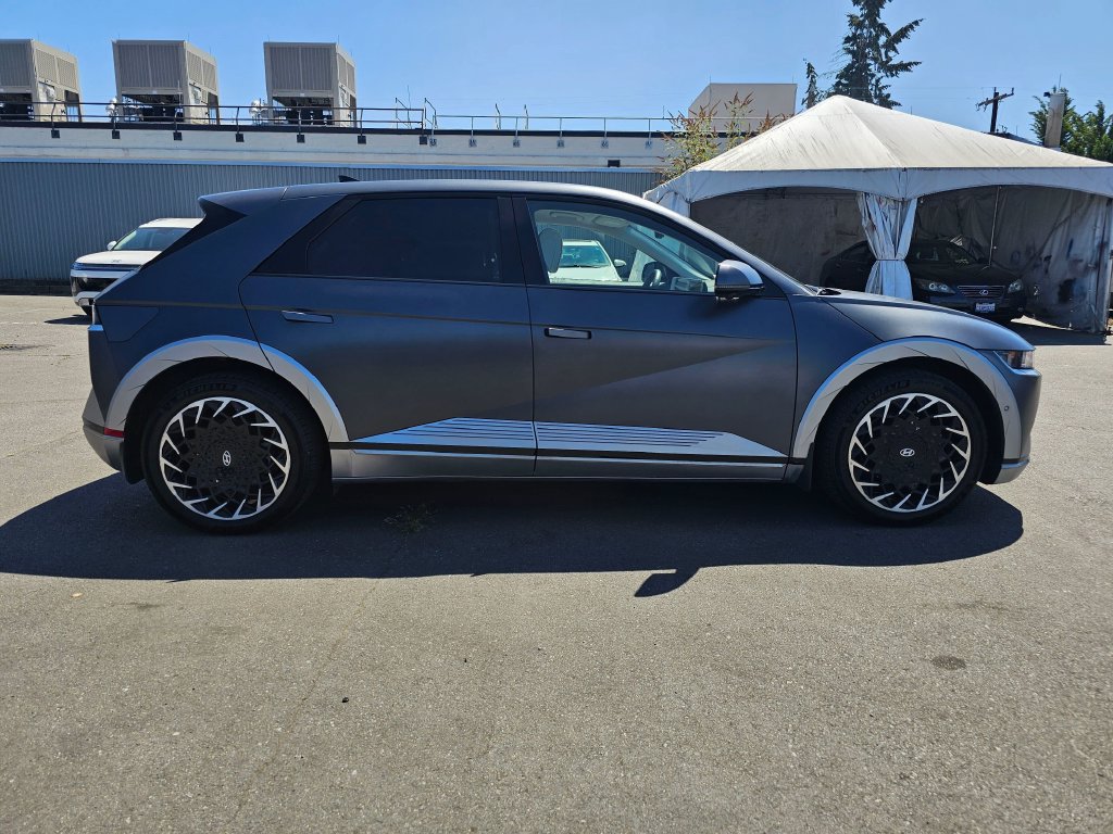 Used 2023 Hyundai Ioniq 5 Limited AWD/4WD image 8