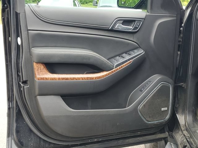 Used 2017 Chevrolet Suburban Premier AWD/4WD image 10