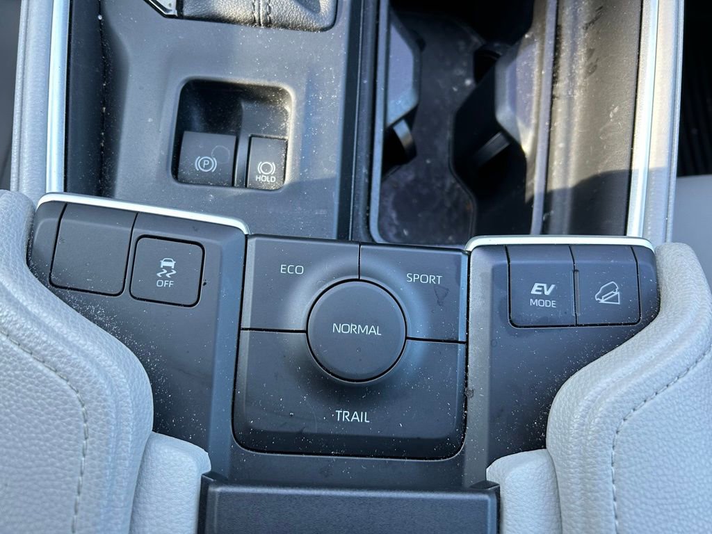 Certified 2025 Toyota Grand Highlander AWD Hybrid image 28