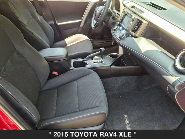 Used 2015 Toyota RAV4 XLE AWD/4WD image 32