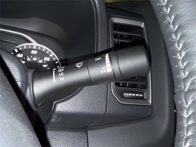 Used 2024 Nissan Frontier SV w/ SV Convenience Package image 29