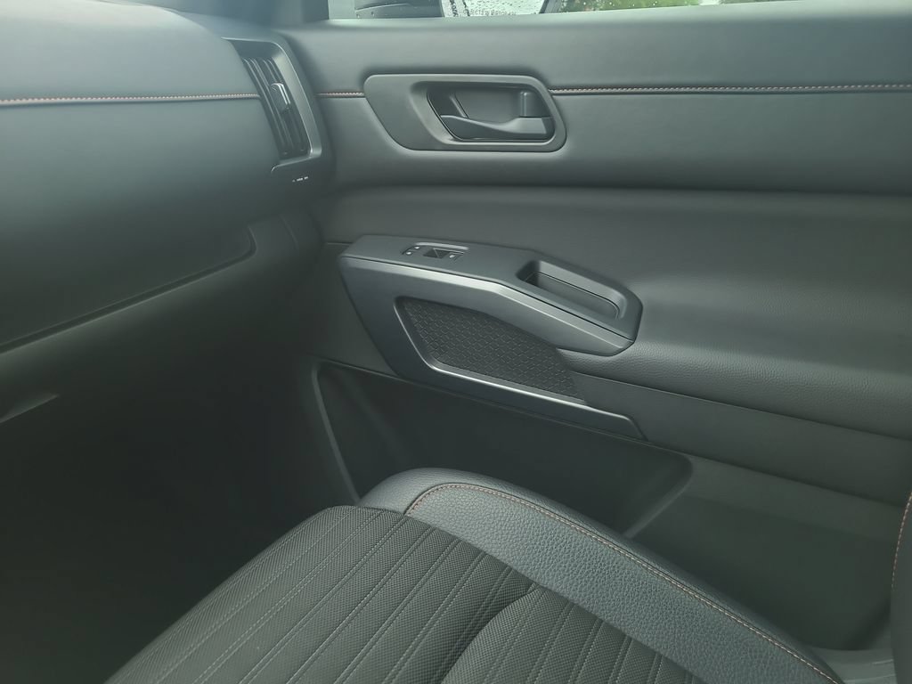 Certified 2025 Nissan Pathfinder Rock Creek AWD/4WD image 22
