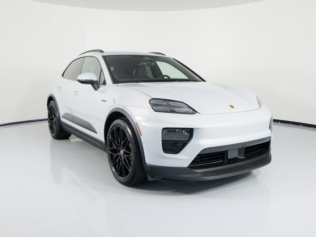 New 2026 Porsche Macan 4S Electric image 12