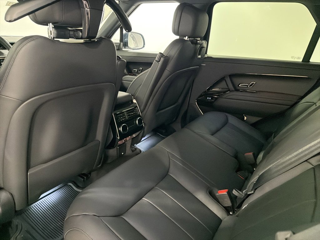 New 2025 Land Rover Range Rover Sport Dynamic SE image 21
