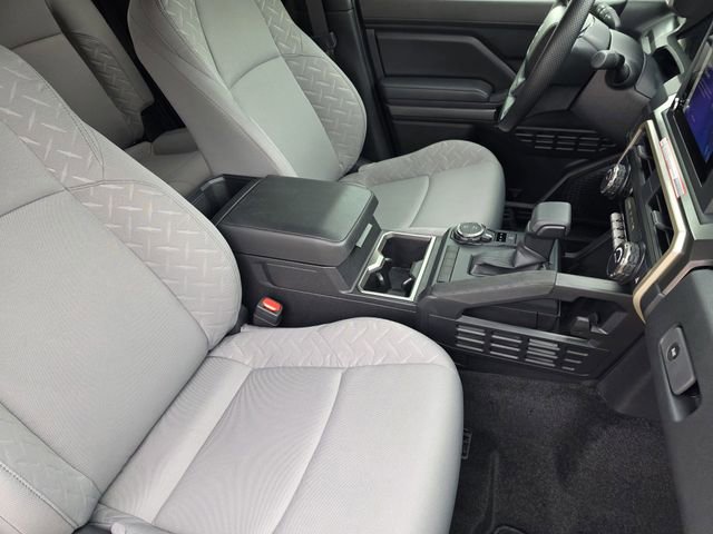 Certified 2024 Toyota Tacoma SR5 AWD/4WD image 12