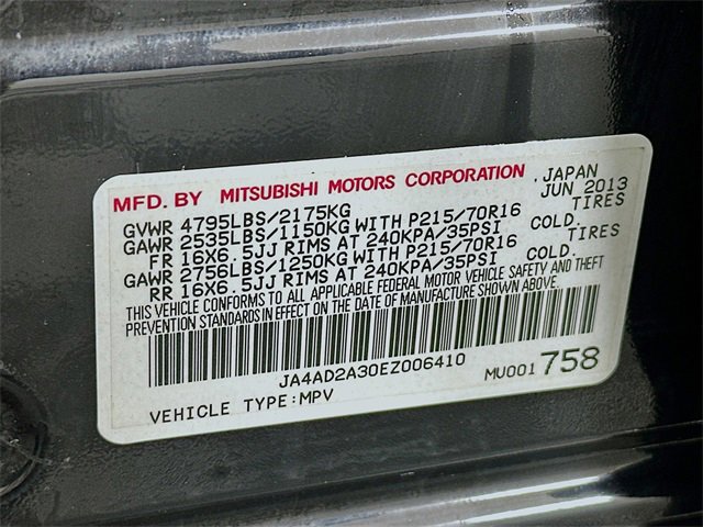 Used 2014 Mitsubishi Outlander ES image 29