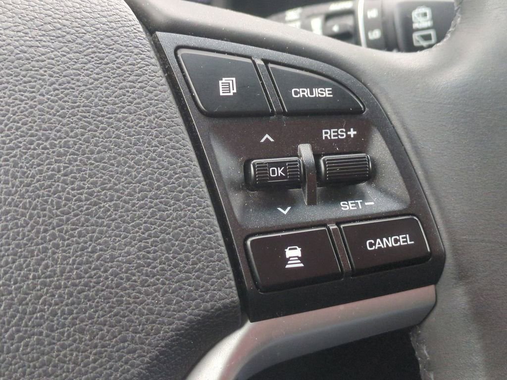 Used 2020 Hyundai Tucson Ultimate w/ Cargo Package AWD/4WD image 15