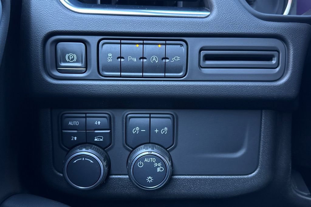 Certified 2021 Chevrolet Tahoe LT image 33