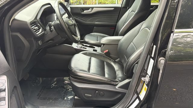 Certified 2024 Ford Escape Platinum AWD/4WD image 11
