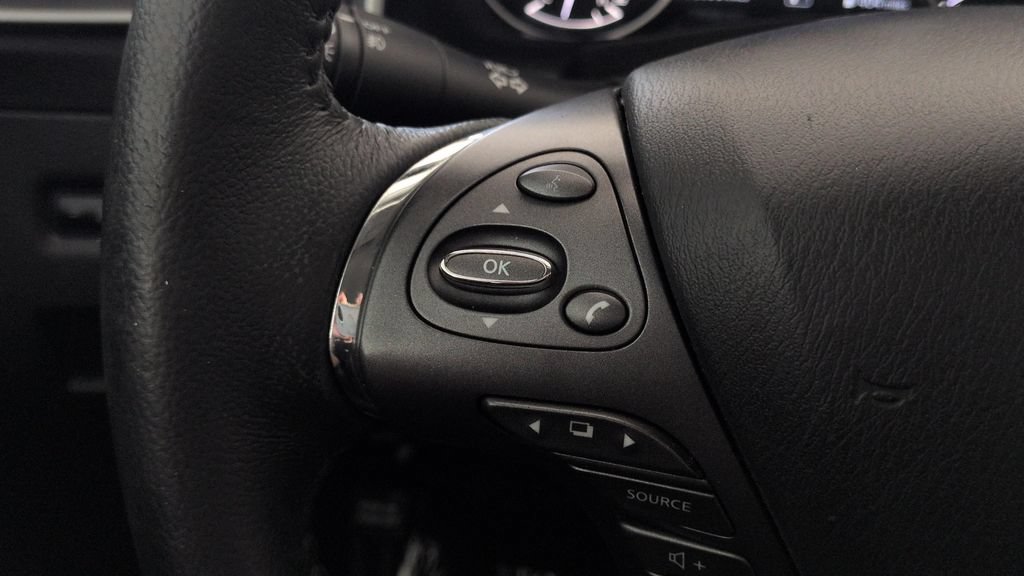 Used 2022 Nissan Murano SV w/ SV Midnight Edition Package FWD image 19