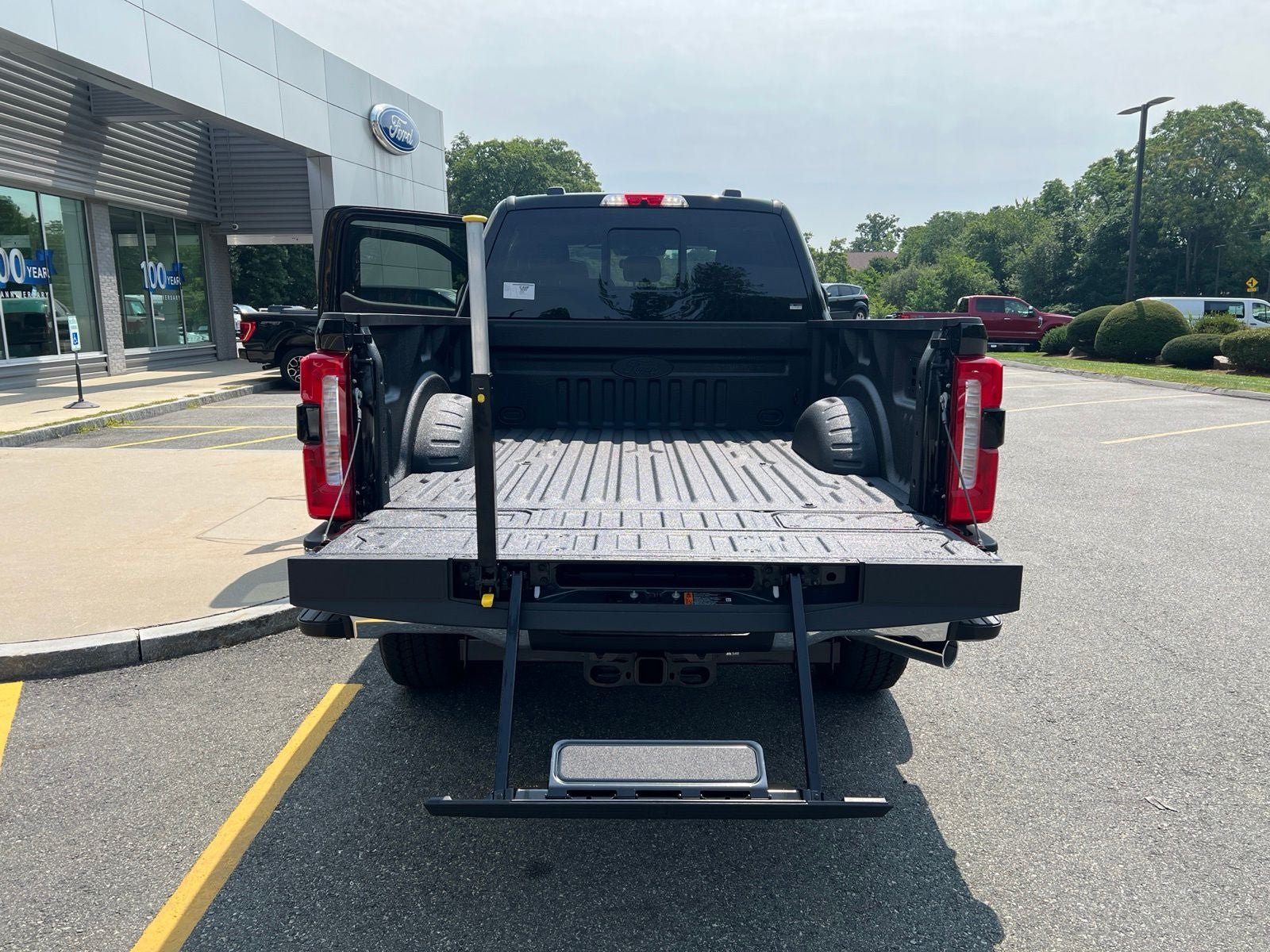 New 2026 Ford F350 King Ranch w/ Chrome Package AWD/4WD image 12