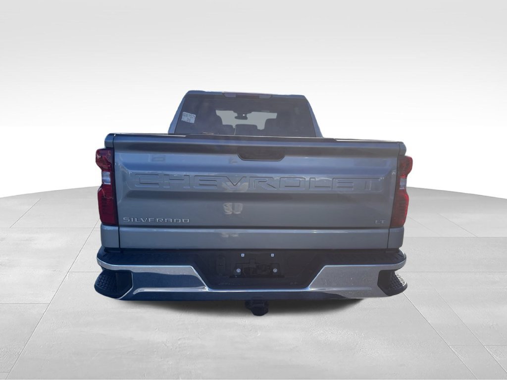Used 2024 Chevrolet Silverado 1500 LT AWD/4WD image 8