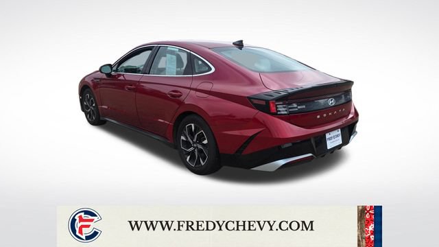 Used 2024 Hyundai Sonata SEL FWD image 3