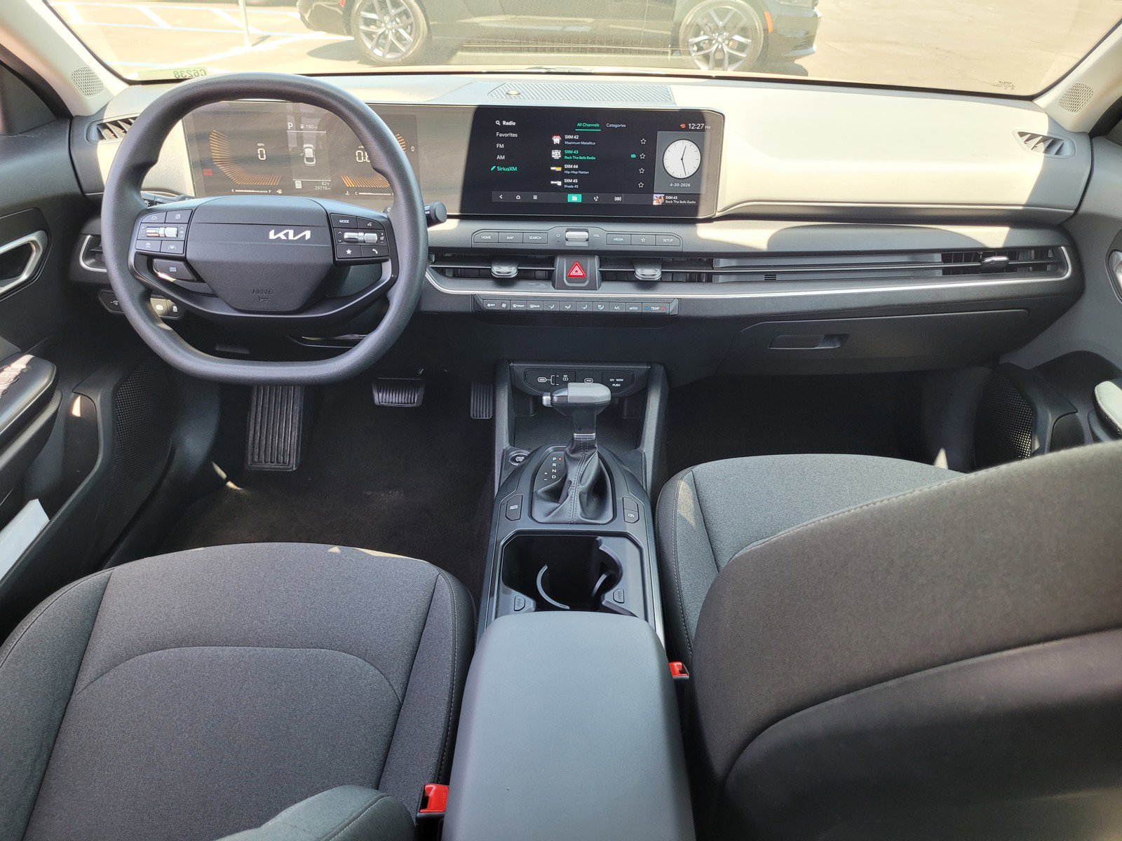 Used 2025 Kia K4 LXS FWD image 15