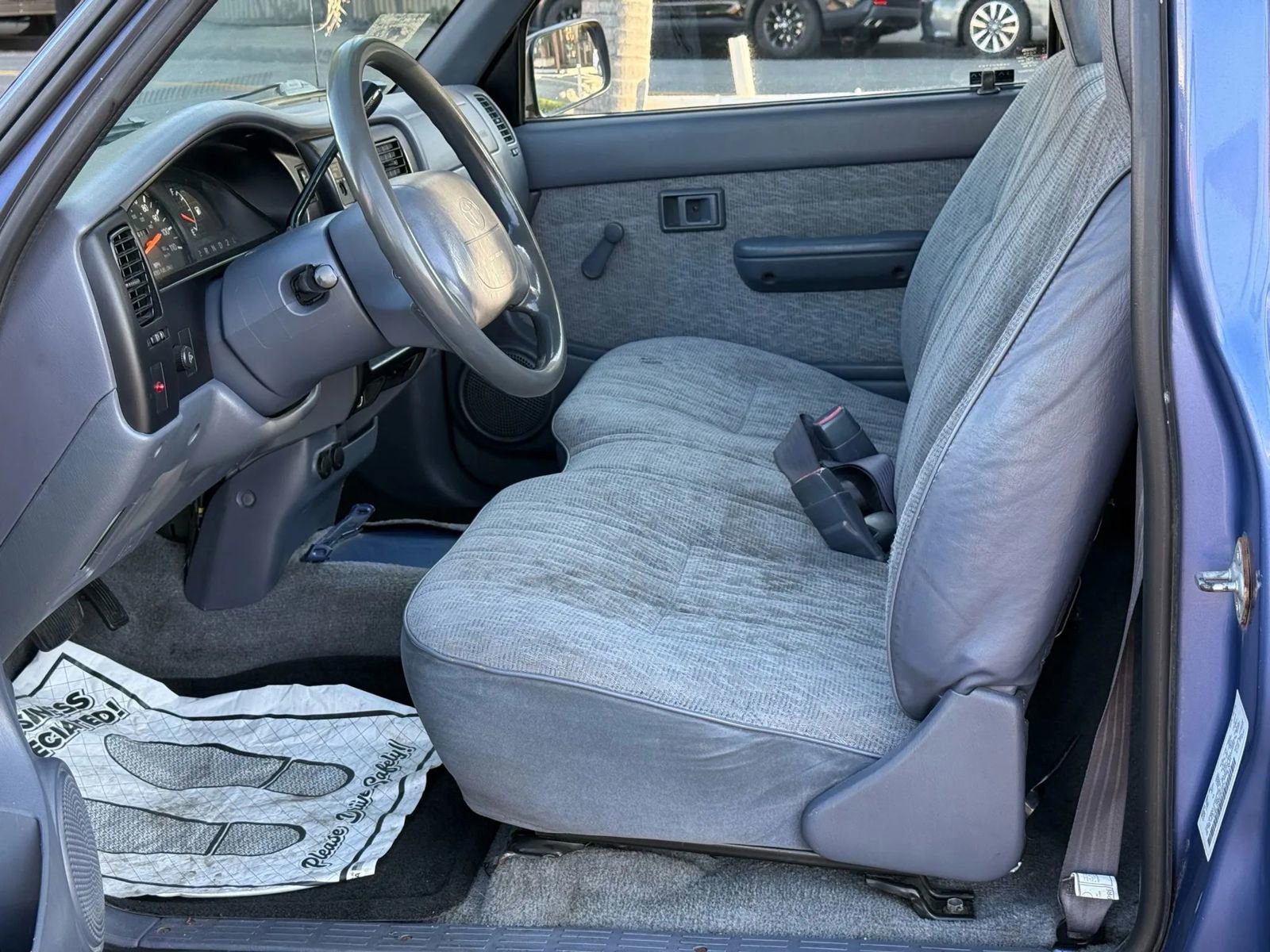 Used 1999 Toyota Tacoma 2WD Regular Cab image 12