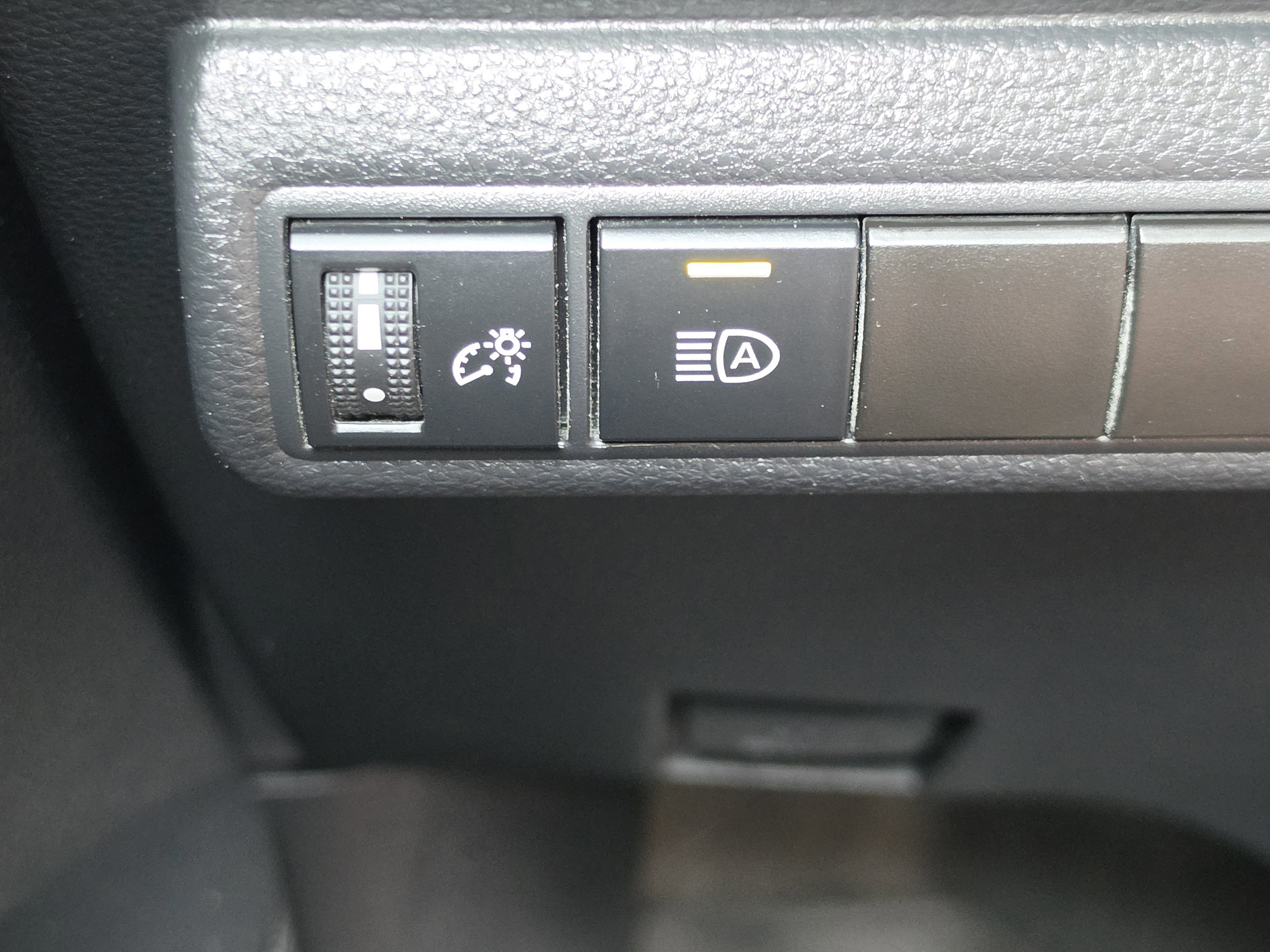 Certified 2023 Toyota Corolla LE image 14