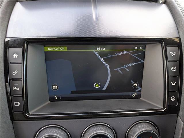 Used 2018 Jaguar F-TYPE Coupe image 15