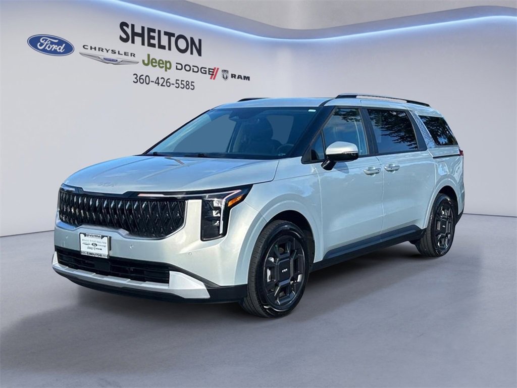 Used 2025 Kia Carnival EX