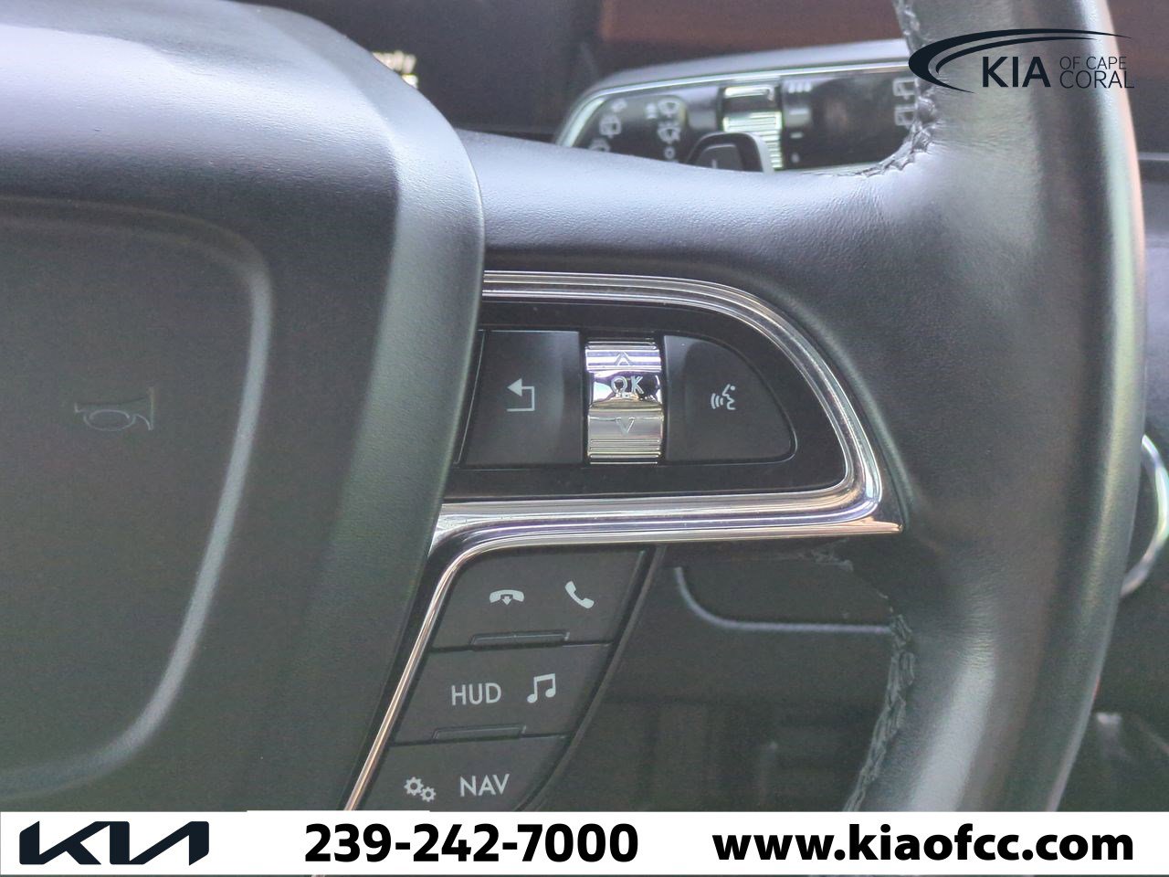 Used 2021 Lincoln Navigator Reserve w/ Luxury Package image 28