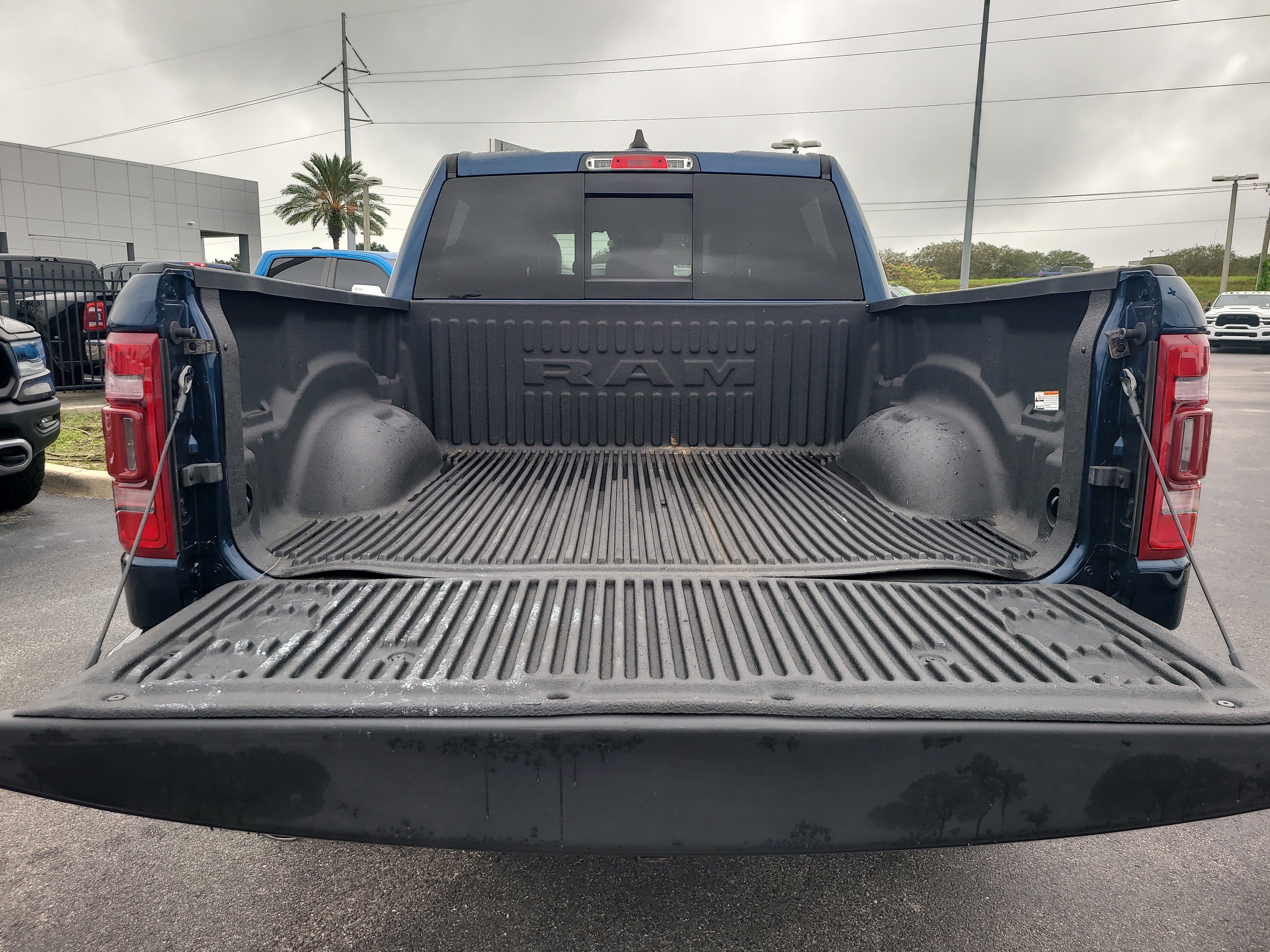 Used 2023 RAM 1500 Laramie AWD/4WD image 8