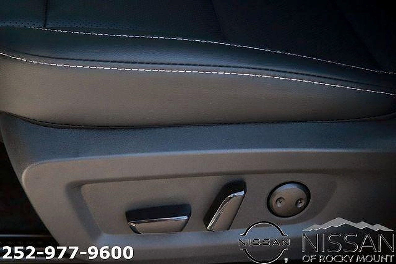 New 2026 Nissan Murano SL AWD/4WD image 17