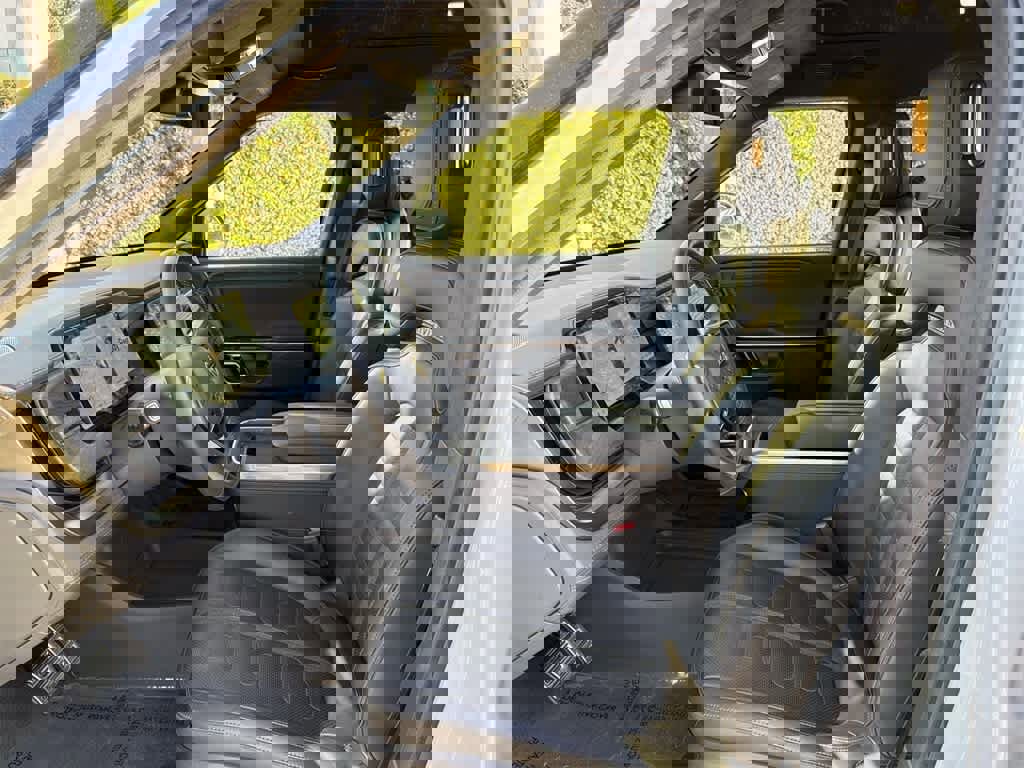 Used 2023 Rivian R1T Adventure image 23