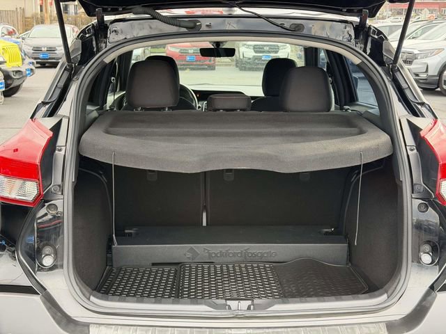 Used 2020 Nissan Kicks SR w/ Exterior Package image 9