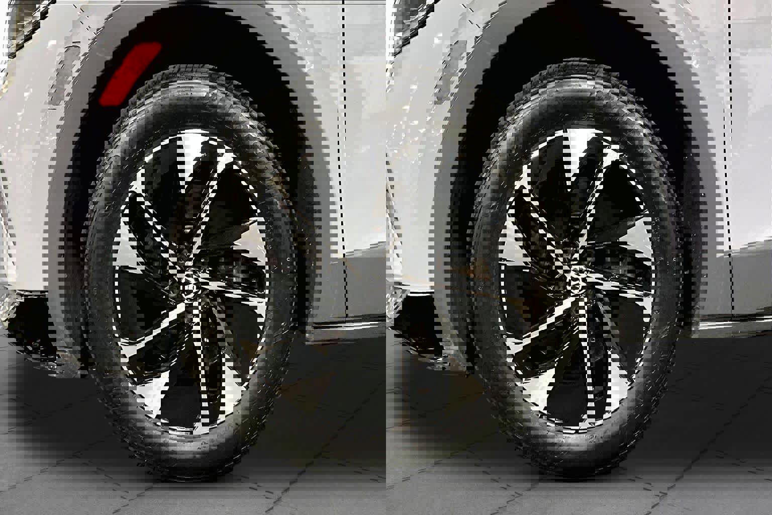 Used 2022 Volkswagen ID.4 Pro S AWD/4WD image 10