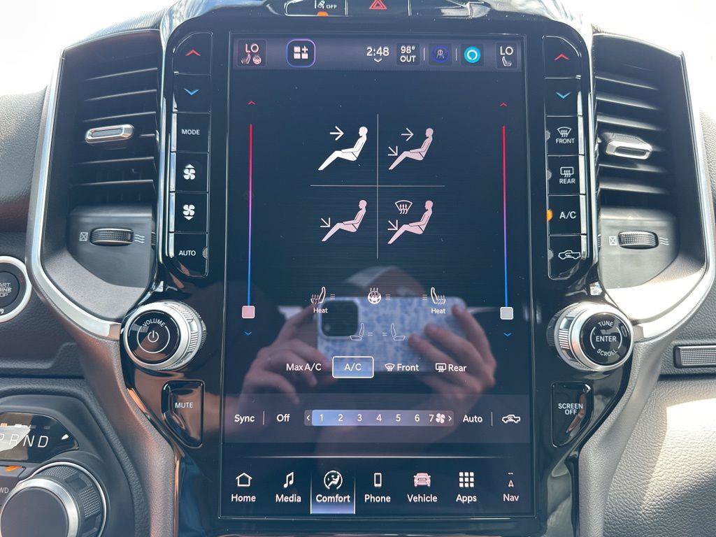 New 2026 RAM 1500 Big Horn AWD/4WD image 31