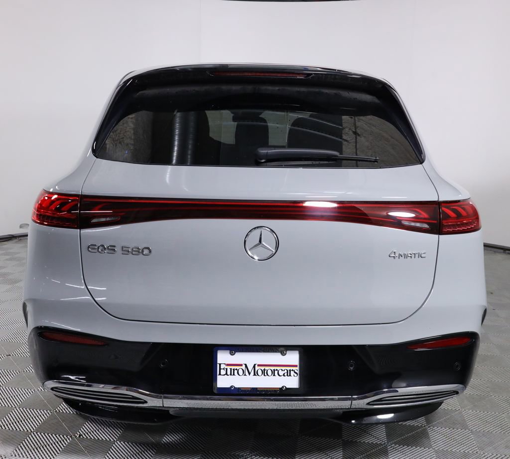 Used 2023 Mercedes-Benz EQS 580 4MATIC SUV image 5