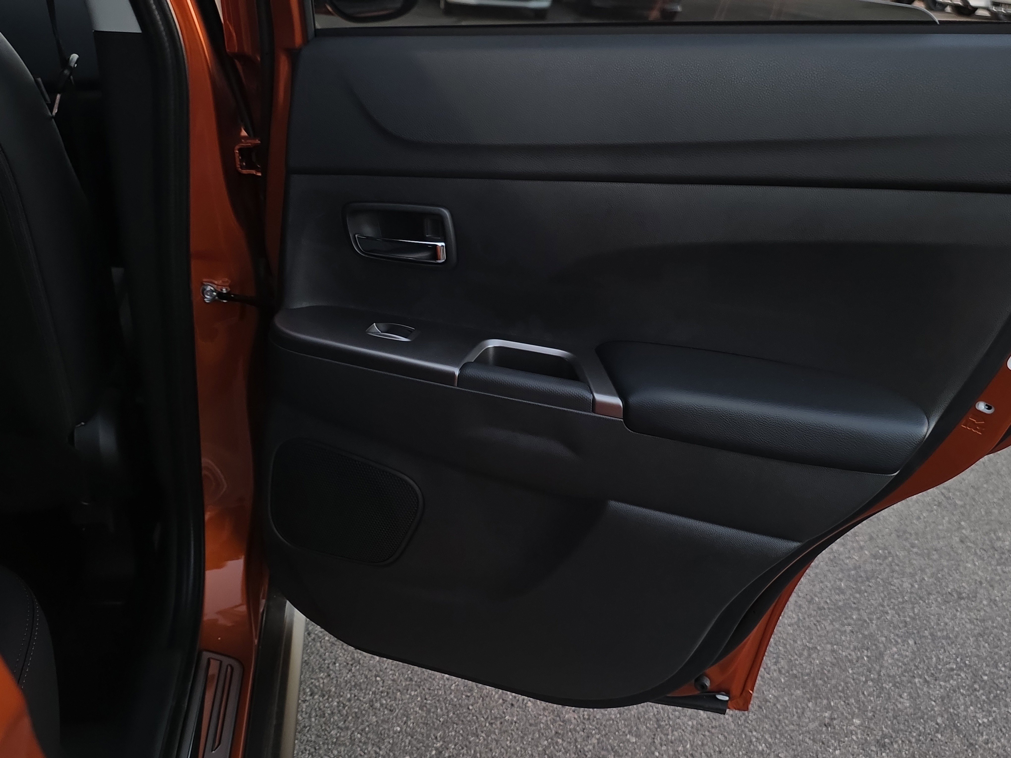 New 2025 Mitsubishi Outlander Sport SE image 25