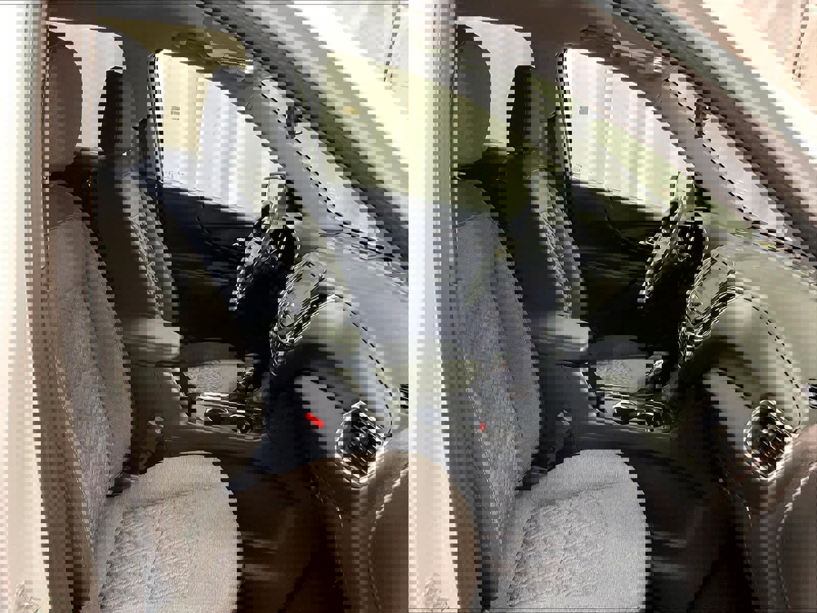 Used 2024 Chevrolet Equinox LT image 11