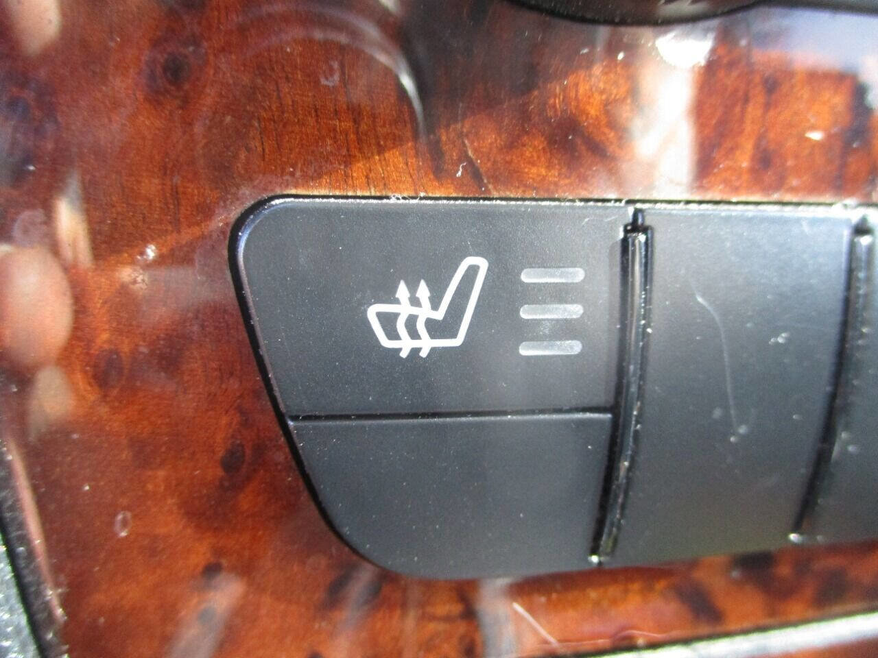 Used 2010 Mercedes-Benz ML 350 4MATIC image 17