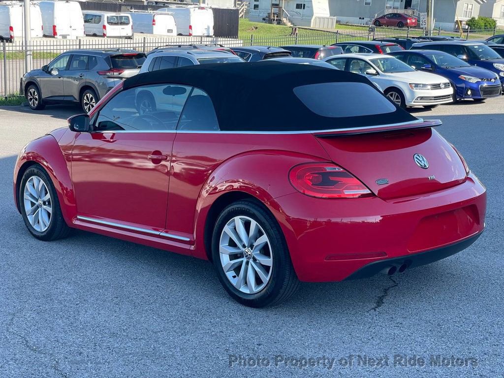 Used 2013 Volkswagen Beetle TDI FWD image 5