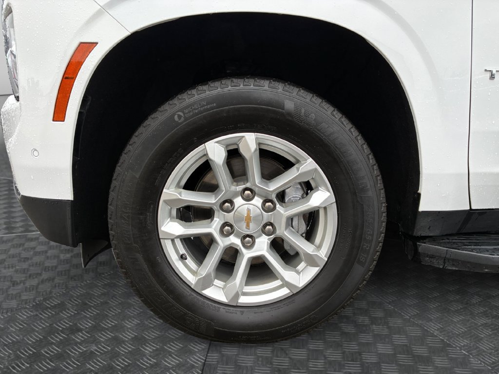Used 2025 Chevrolet Tahoe LT RWD image 22