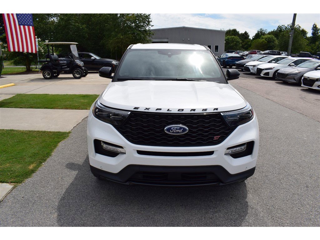 Used 2022 Ford Explorer ST w/ Equipment Group 401A image 8