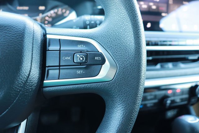 Used 2023 Jeep Compass Sport image 21