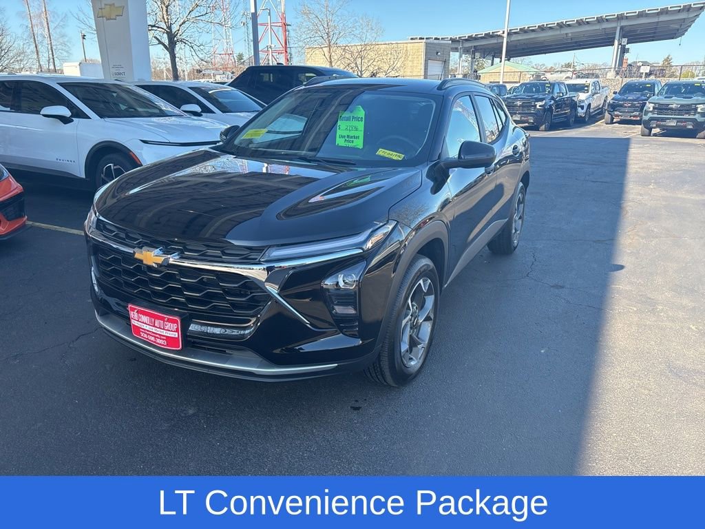 Used 2026 Chevrolet Trax LT w/ Driver Confidence Package image 2