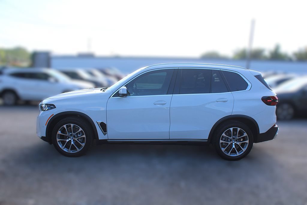 Used 2025 BMW X5 xDrive40i AWD/4WD image 16