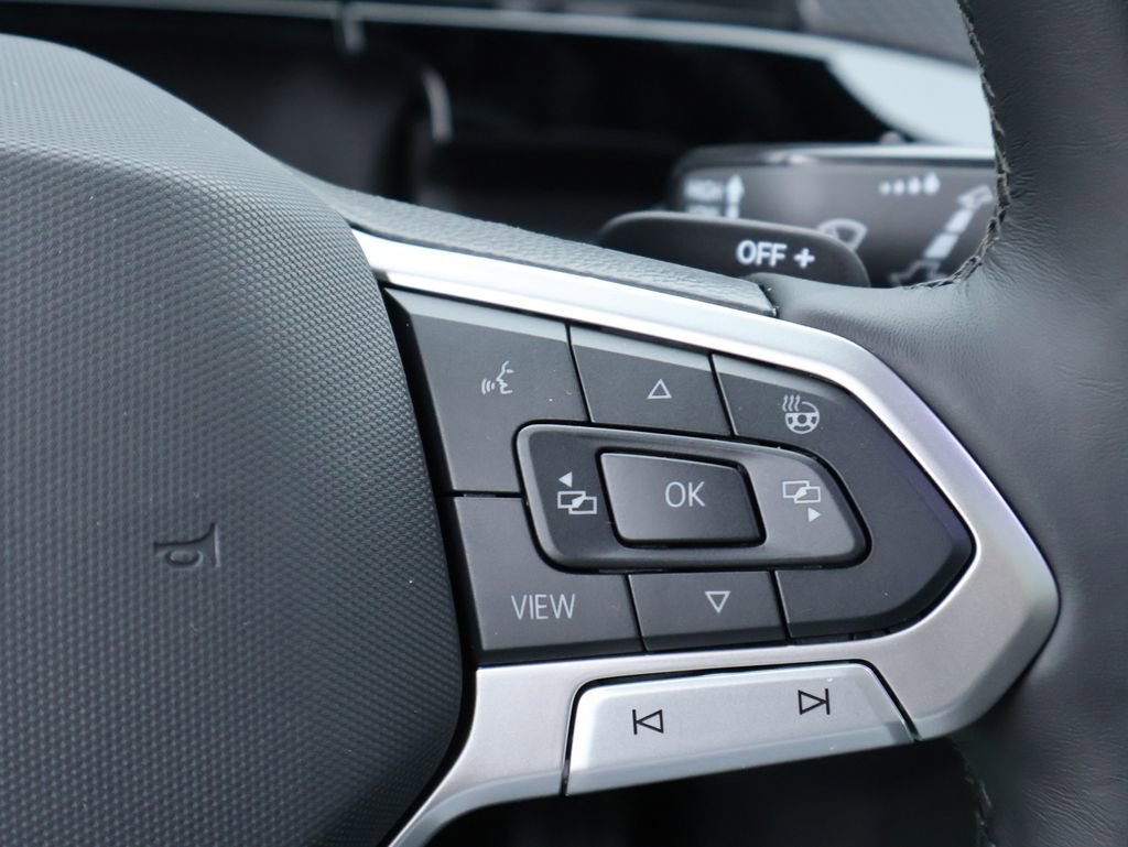 New 2026 Volkswagen Atlas Cross Sport SEL Premium R-Line image 37