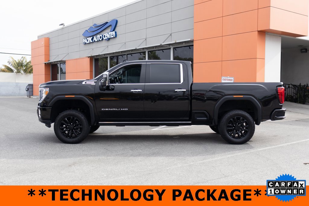 Used 2022 GMC Sierra 2500 Denali w/ Denali Black Diamond Edition image 4