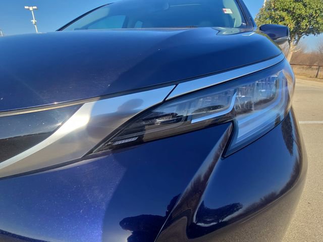 Used 2024 Toyota Sienna Limited image 33